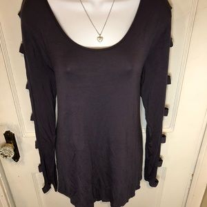 XL Charcoal Gray long slotted sleeve top